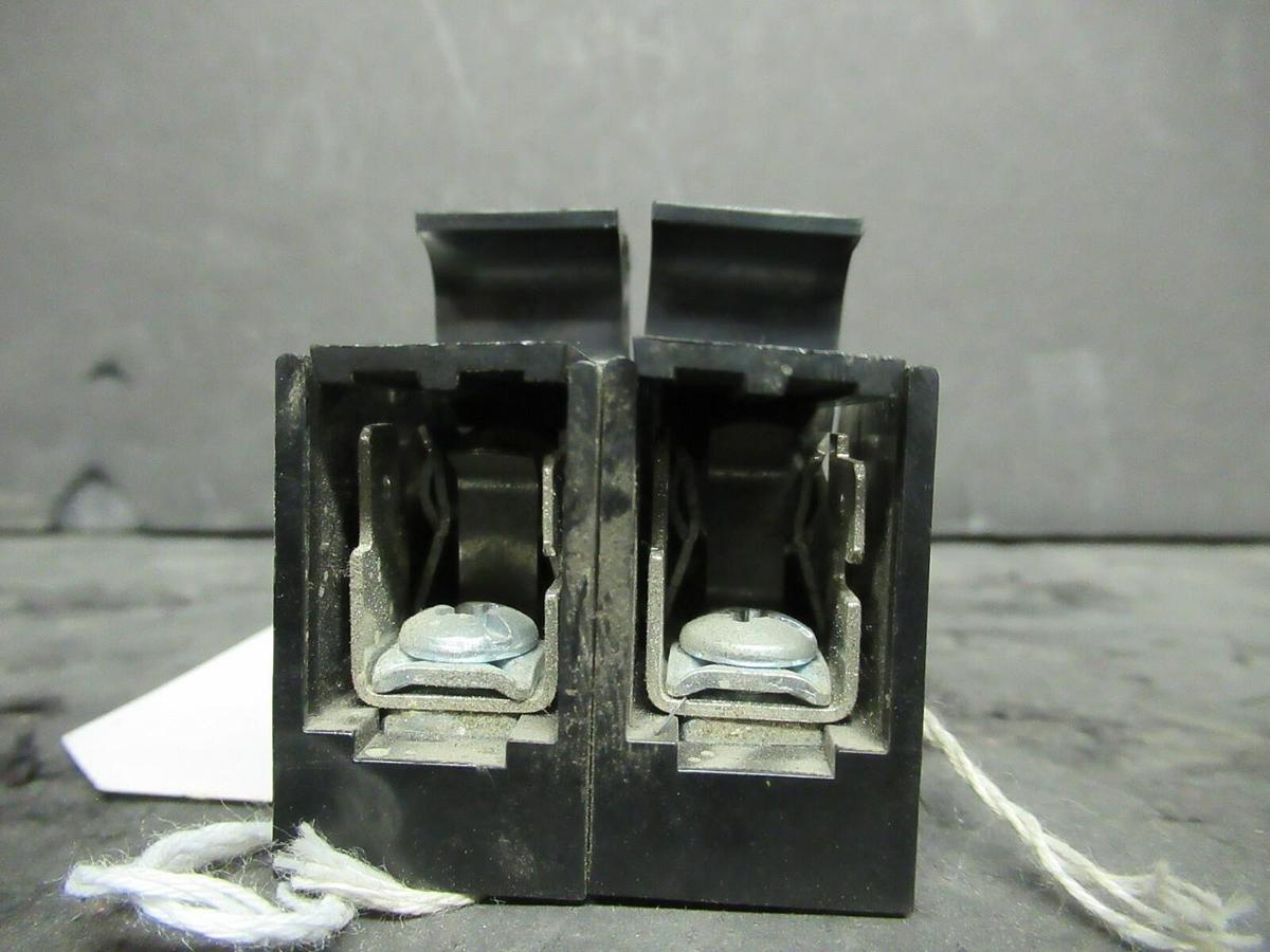 Used LITTELFUSE FUSE HOLDER L60030C-2PQ 600 VOLT 30 AMP CLASS CC FUSES W/ FUSES