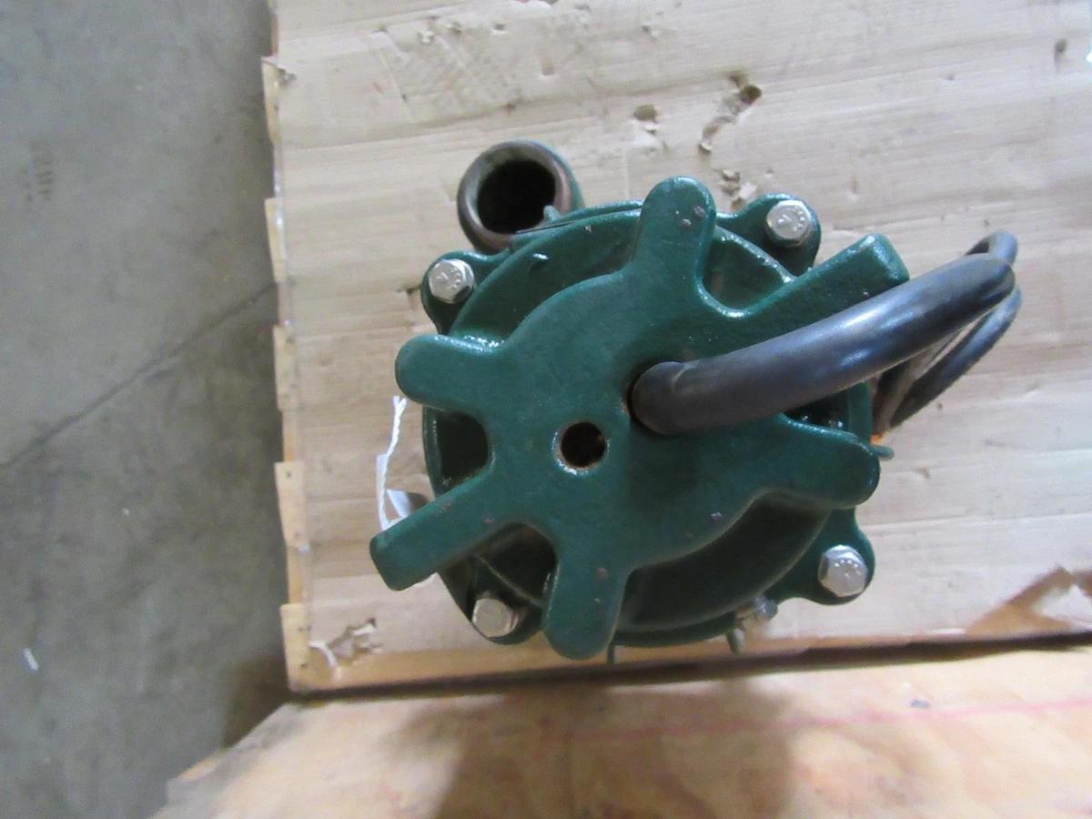 Used ZOELLER SUMP PUMP G6122-S 460VAC 2HP 1750RPM 3PHASE 60HZ 3.4 AMP 6122-0267