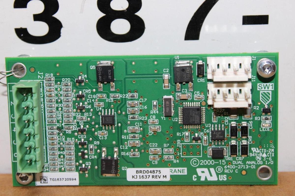 Used TRANE DUAL ANALOG I/O CIRCUIT BOARD 6400-2713-01 REV. C BRD04875 KJ1637 REV. M
