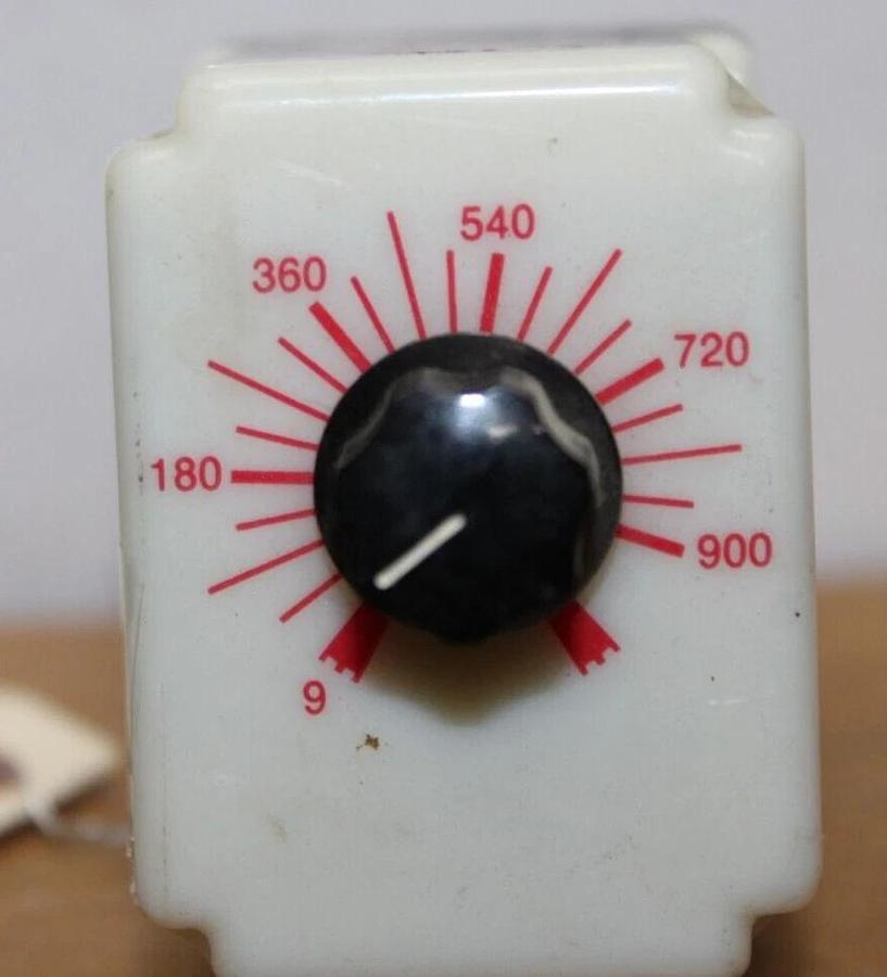 Used DAYTON TIME DELAY RELAY 6X601F 120/240 VAC 10 AMP 9-900 SEC **WARRANTY**