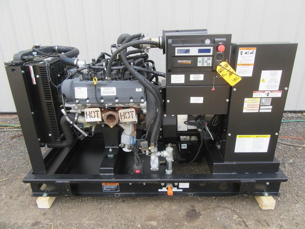 Used 35 KW GENERATOR GENERAC NATURAL GAS LP PROPANE 120/240 VOLT 1 PH 30 KW 40KW 2015