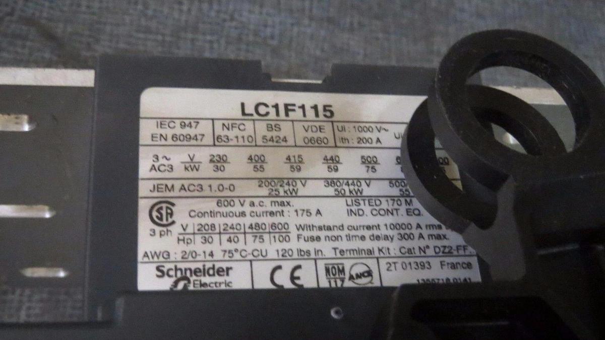 Used TELEMECANIQUE SQUARE D CONTACTOR 175 AMP 600V 3 PHASE 110V COIL MODEL: LC1 F115