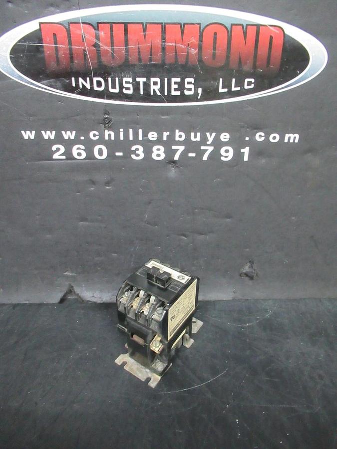 Used CUTLER-HAMMER INDUSTRIAL CONTROL RELAY BF22F 600 VOLT 10 AMP COIL: 120 V