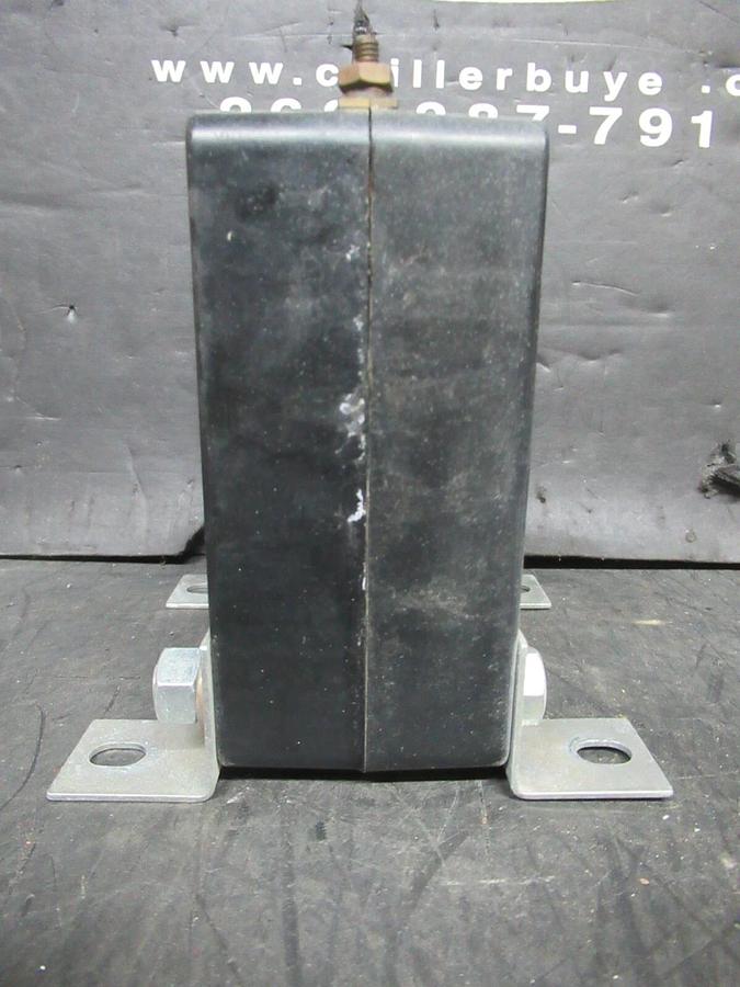 Used EATON CURRENT TRANSFORMER 180-SHT-201-1 50-400 HZ RATIO: 200:1A 600 VOLT 10 KV