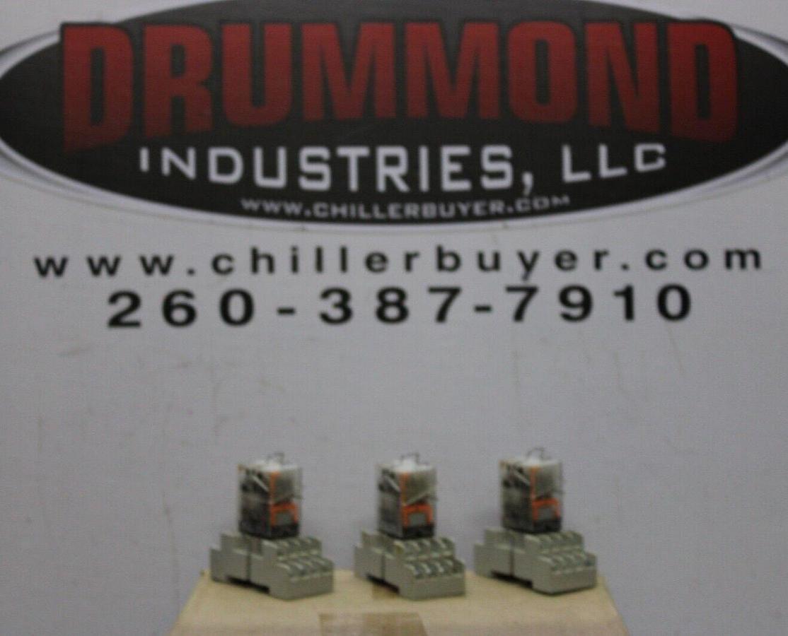 Used LOT OF 3 EATON RELAY D2PR4A 120 VAC 10 AMP **WARRANTY INCLUDED**