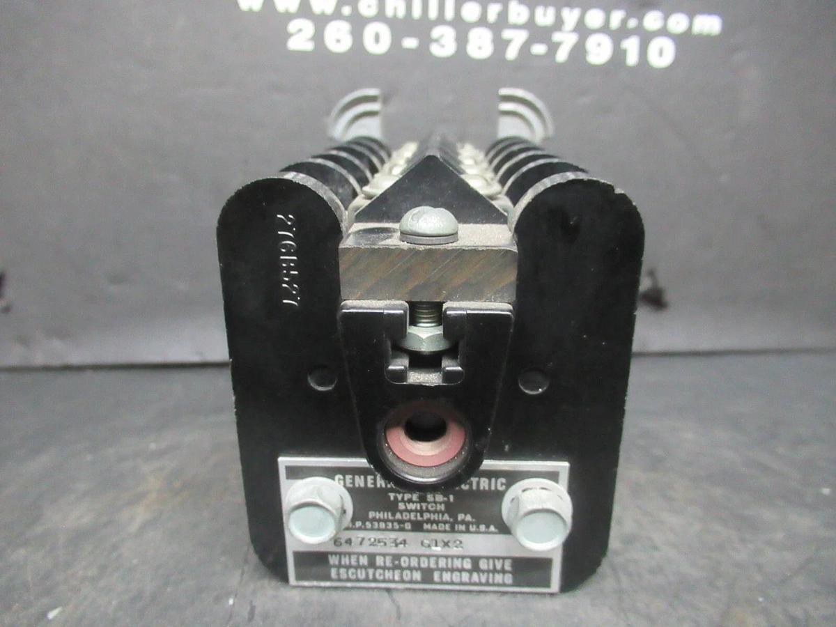 Used GENERAL ELECTRIC ROTARY SWITCH G1X2 3472534 SB-1