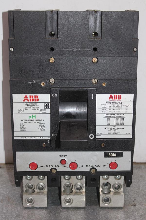 SIEMENS HACR CIRCUIT BREAKER 3VA5215-5EC31 150 AMP 600 VAC 3-POLE