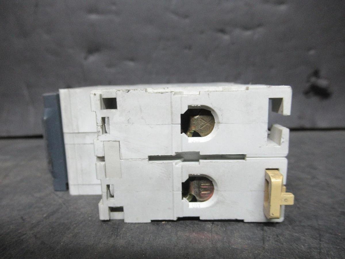 Used MERLIN GERIN THREE POLE BREAKER 24522 MULTI 9 C60N 10A-TYPE D 480 VAC