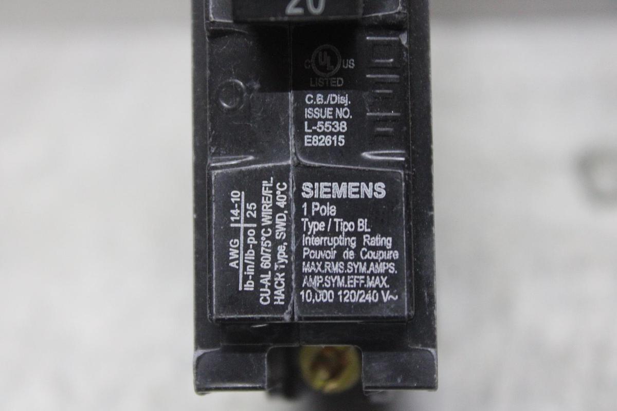 Used SIEMENS MOLDED CASE SWITCH NXD63S120A 1200 AMP 600 VAC 3-POLE