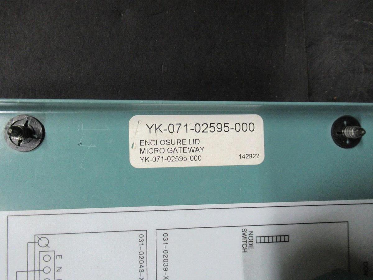 Used YORK INTEGRATED SYSTEMS NETWORK II MICROGATEWAY 371-02592-101 110 VOLT 20 VA