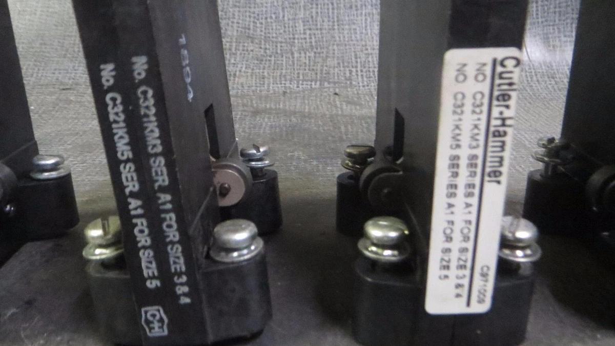 Used (1) CUTLER HAMMER OEM MECHANICAL INTERLOCK FOR SIZE 3, 4, 5 # C321KM3 # C321KM5