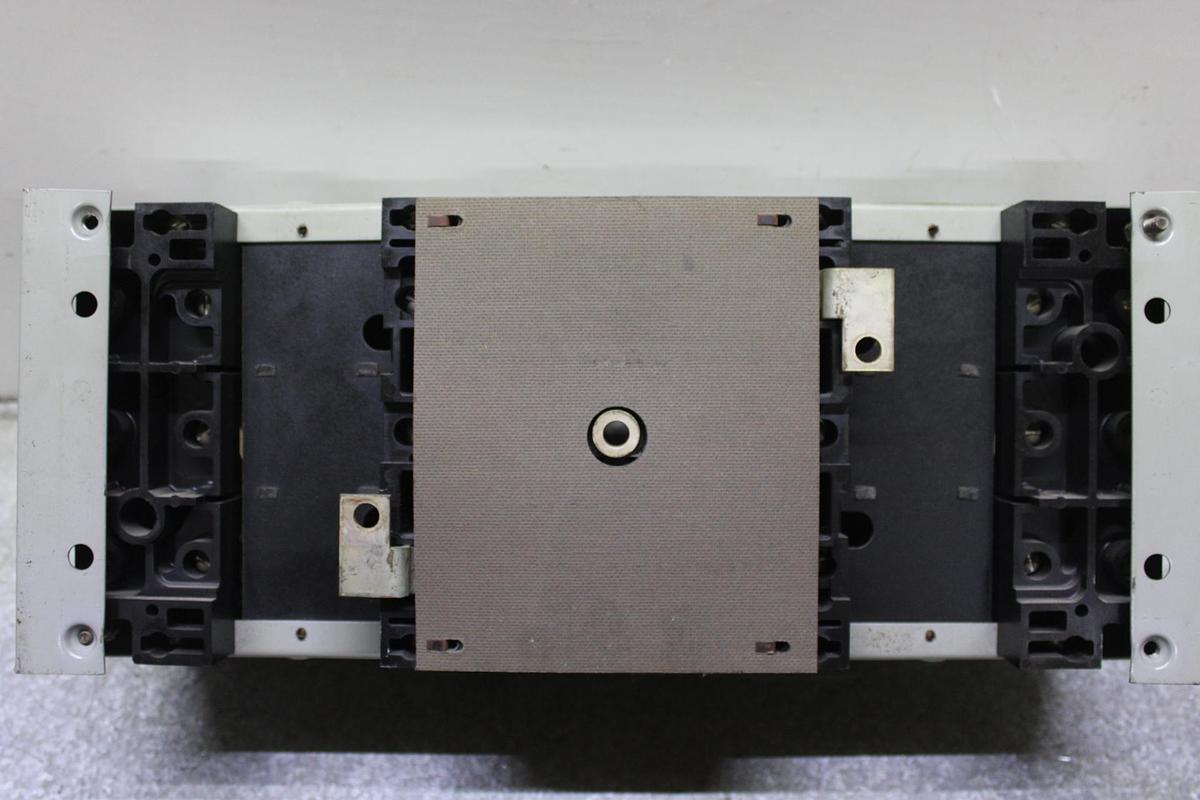 Used ITE TWIN VACU-BREAK FUSIBLE PANELBOARD SWITCH V7E3611 600V 30A