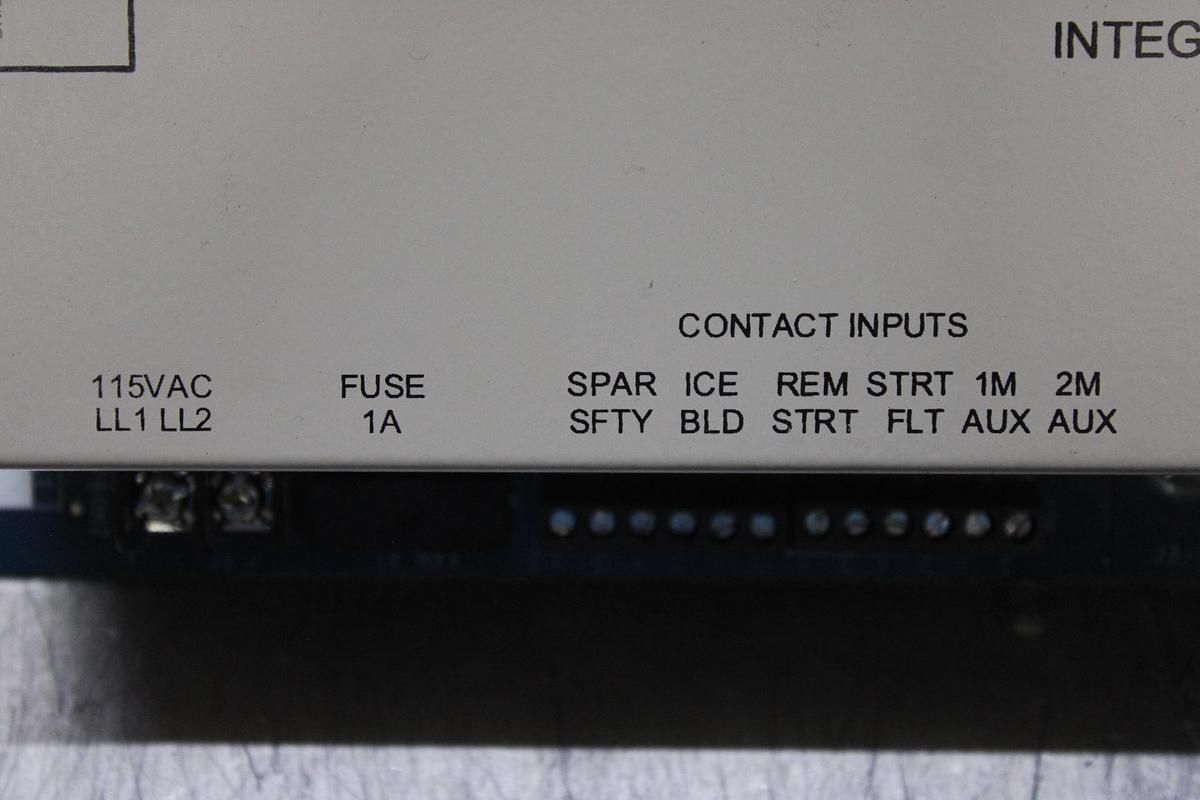 Used MCQUAY CAREL MICROTECH II HVAC CHILLER CONTROLLER PCO2MQ2BM0