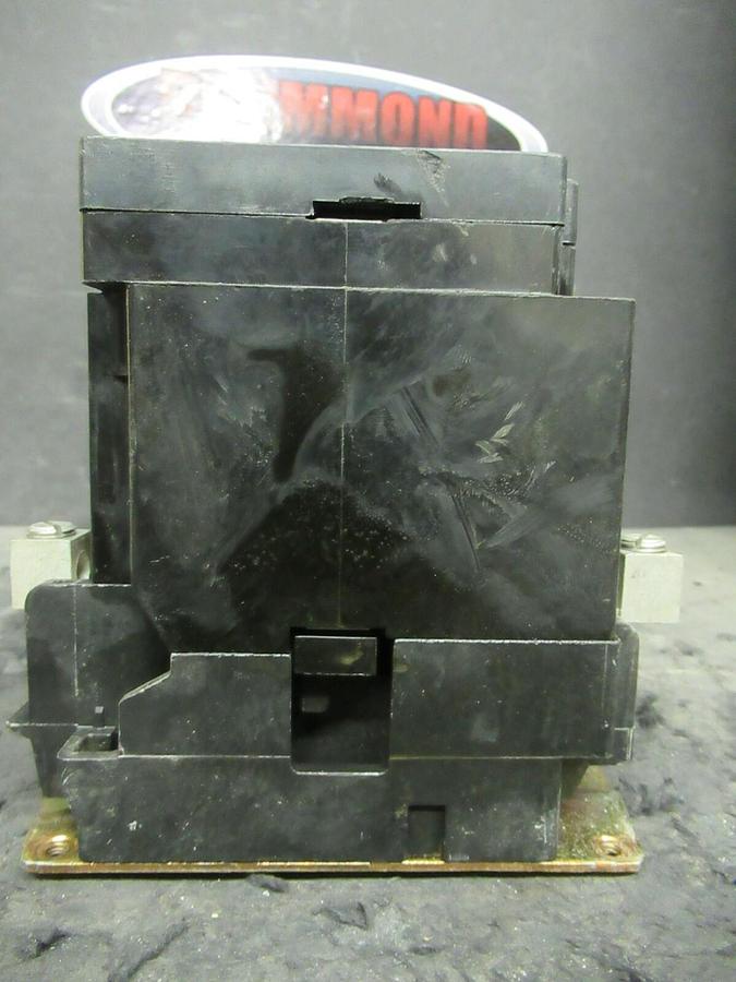 Used 60 AMP SQUARE D 8903 SPG1 LIGHTING CONTACTOR 2 POLE 600 277/480 VAC 208 V COIL