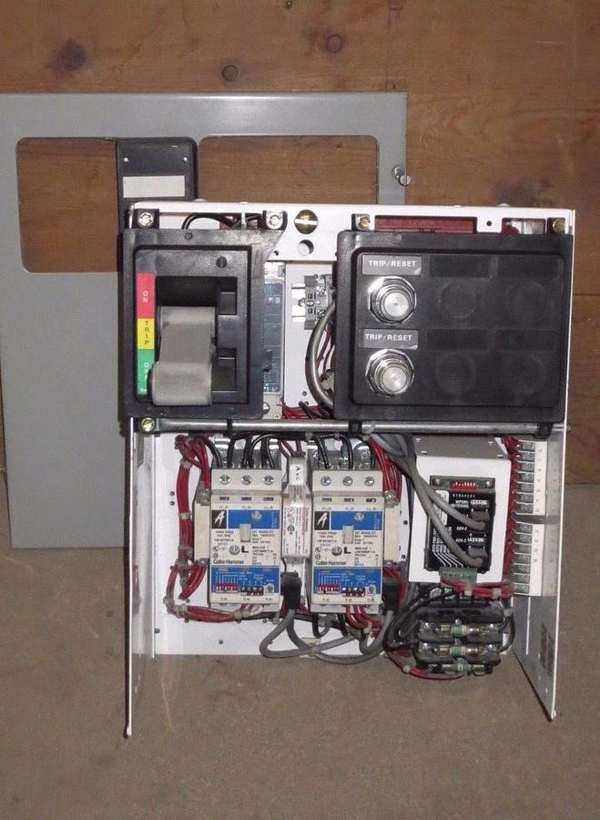 Used CUTLER HAMMER MCC 17" BUCKET W/ 7 AMP BREAKER,SIZE 1 ADV REVERSE STARTS & MODULE