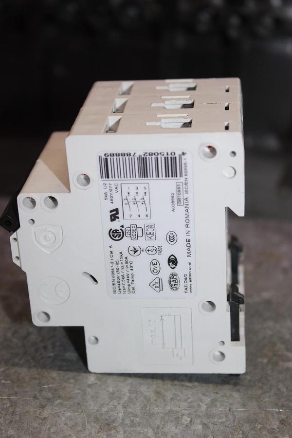 Used CARRIER ACTUATOR XU-348-0-0-1 HF26BB030 0.95 AMP 115 VOLT 50/60 HZ 50 WATT