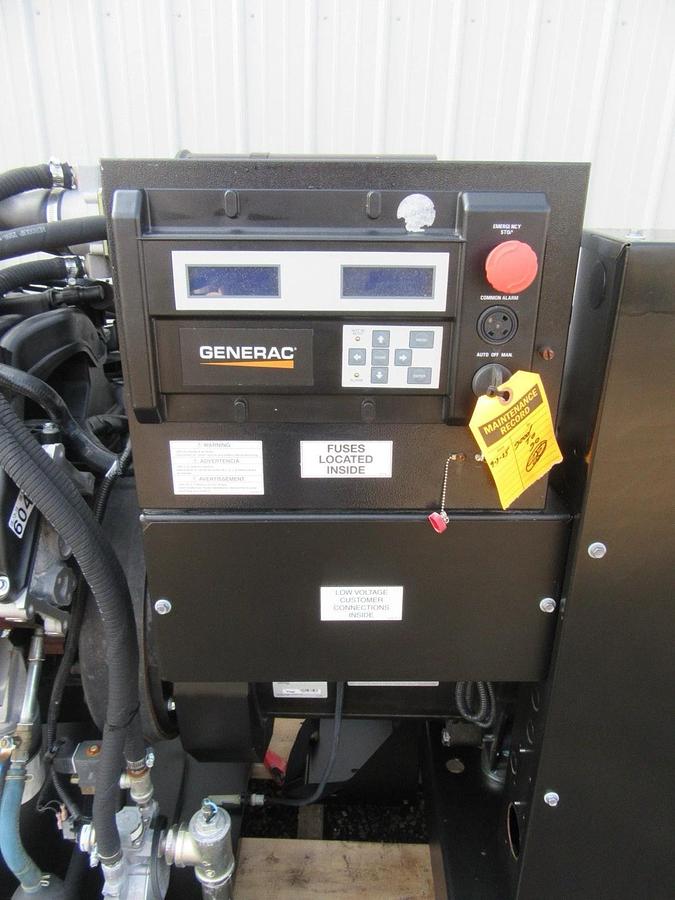 Used 35 KW GENERATOR GENERAC NATURAL GAS LP PROPANE 120/240 V 1 PH 30 KW 40KW 150 HRS