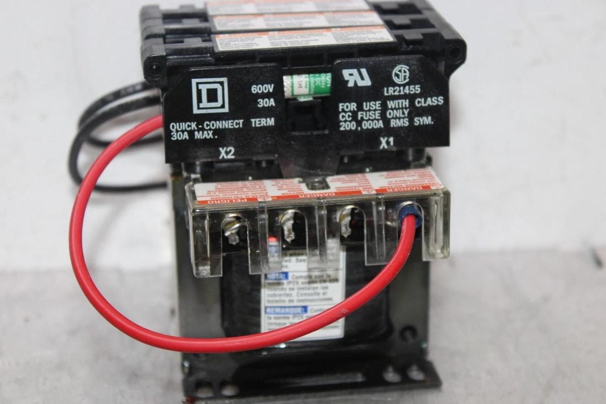 Used SQUARE D TRANSFORMER 9070TF50D2 0.05 KVA HIGH: 240/480 VOLT LOW: 24 VOLT