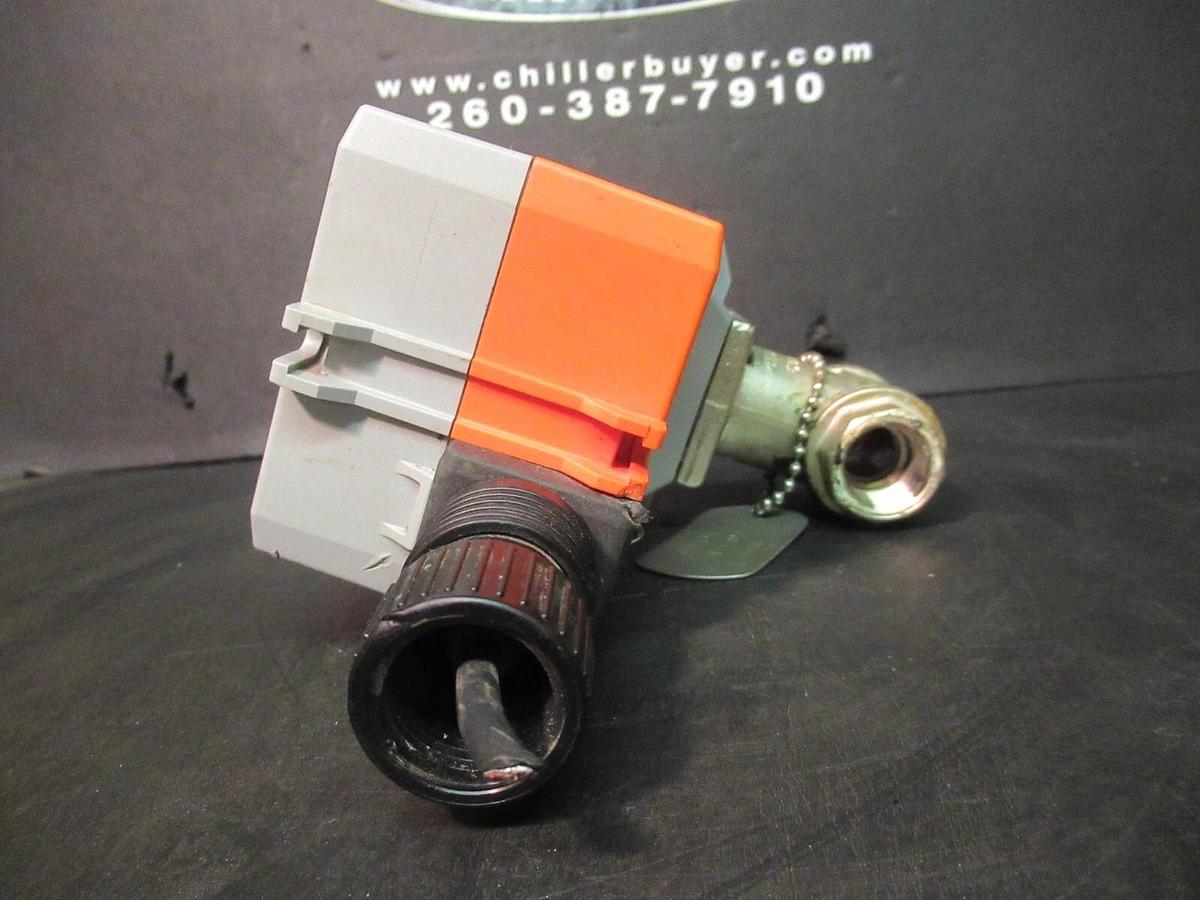 Used BELIMO 3-WAY SPRING ACTUATOR TF24-3 24 VAC 2.5 WATT 600 PSI NEMA 2 CLASS 2