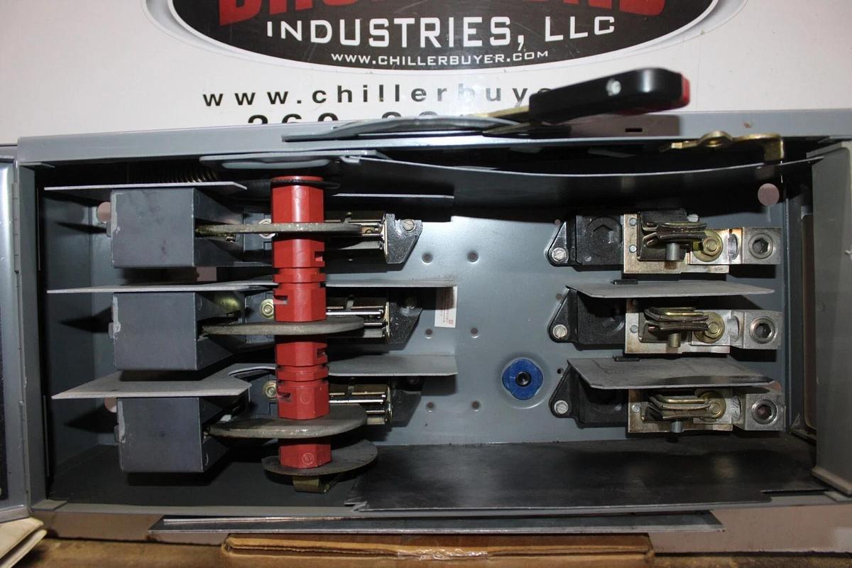 Used SQUARE D QMB DISCONNECT SWITCH QMB-364 200 AMP 600 VAC 150 HP 3-PHASE