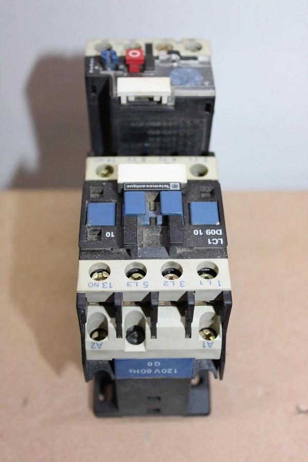 Used TELEMECANIQUE STARTER LC1D0910 20 AMP 600 VAC 7.5 HP W/ LR2-D1306