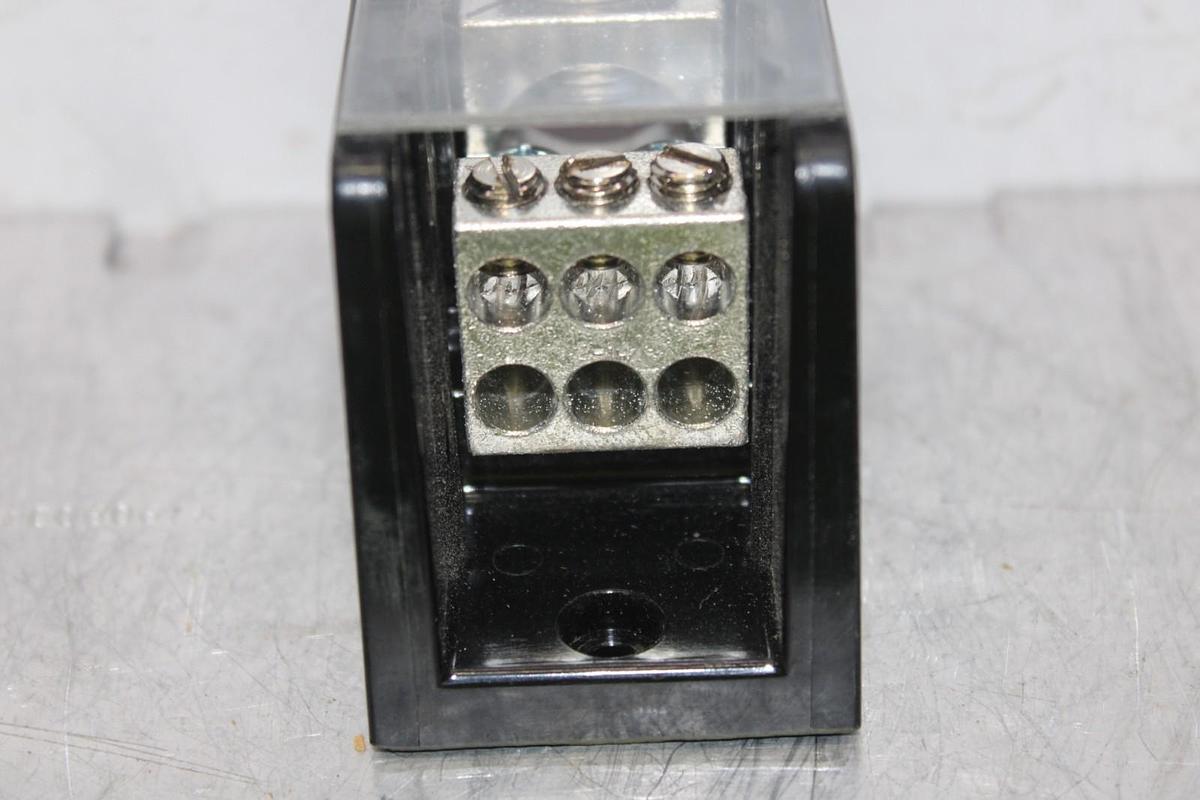 Used SQUARE D WIRE POWER DISTRIBUTION BLOCK 9080-LBC163106 1-POLE 380 AMP 600 VAC