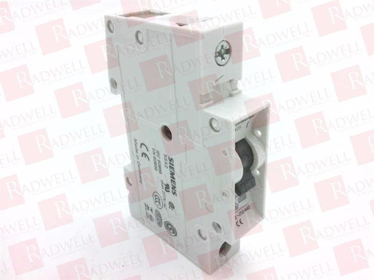 Used SIEMENS CIRCUIT BREAKER 5SX21 B16 16 AMP 277 VAC 1-POLE W/ 5SX9100 AUXILLIARY
