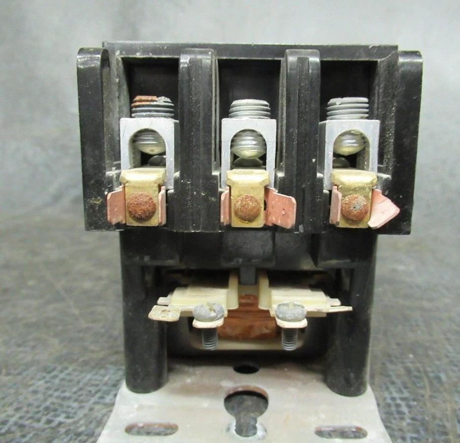 Used TOTALINE CONTACTOR P282-0631 600V 60A 30HP COIL: 24V *WARRANTY INCLUDED*