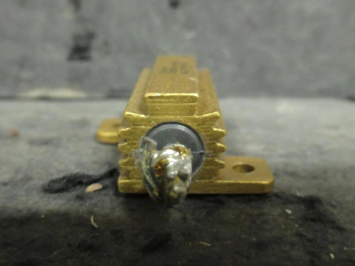 Used (6 QTY) VISHAY DALE RH-25 25 WATT 0.5 OHM ALUMINUM POWER RESISTORS MI9402 1%