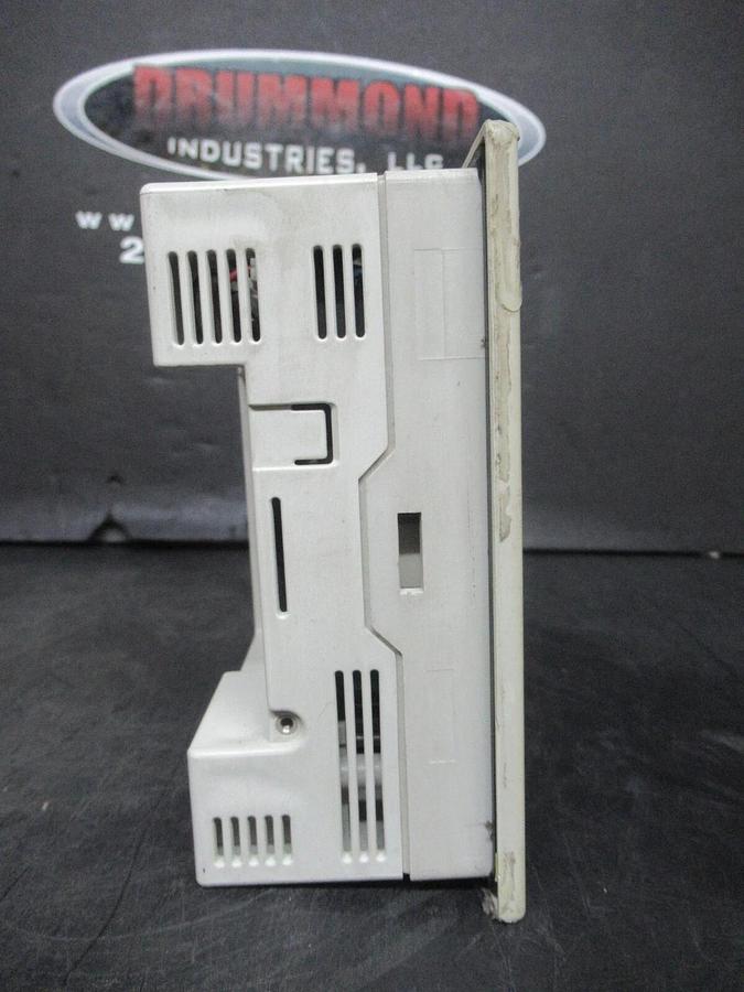 Used MITSUBISHI GRAPHIC OPERATIONAL TERMINAL TOUCH SCREEN F940G0T-LWD-E 24 VDC 390 MA