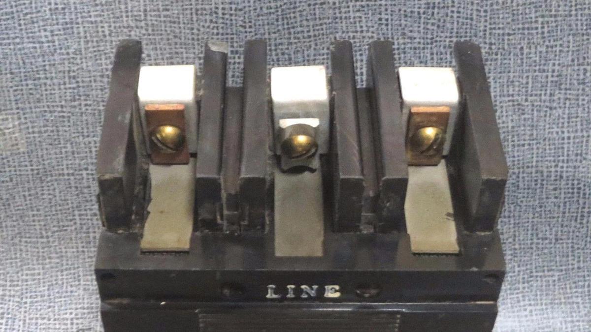 Used 125 AMP SQUARE D BREAKER 125 AMP 2 POLE 600 VAC MODEL 997217 **WARRANTY!**