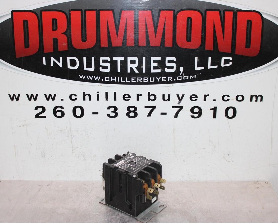 Used FURNAS DEFINITE PURPOSE CONTACTOR 42BF35A3 30 AMP 600 VOLT 10 HP 3-POLE 3-PHASE
