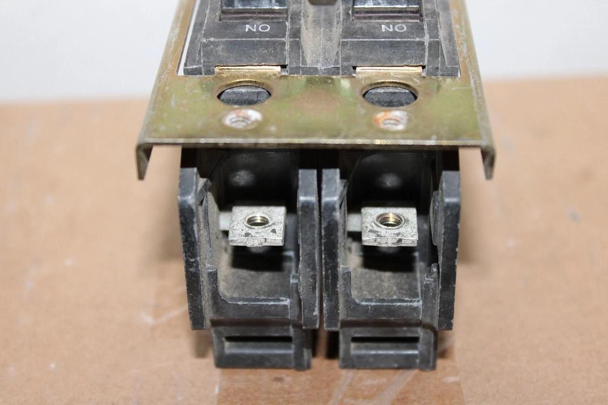 Used GENERAL ELECTRIC CIRCUIT BREAKER 343L695PJG7 10 AMP 2-POLE **WARRANTY**