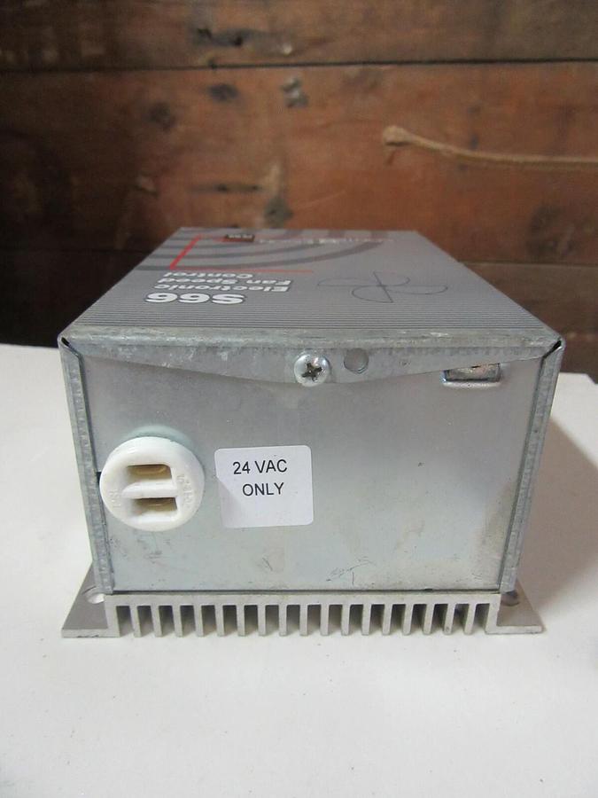 Used JOHNSON CONTROLS PENN ELECTRONIC FAN SPEED CONTROL DRIVE 208 / 480 MODEL S66DC-1