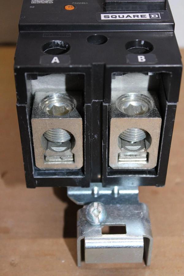 Used SCHNEIDER POWERPACT I-LINE BREAKER QGA222001 200 AMP 240 VAC 2-POLE