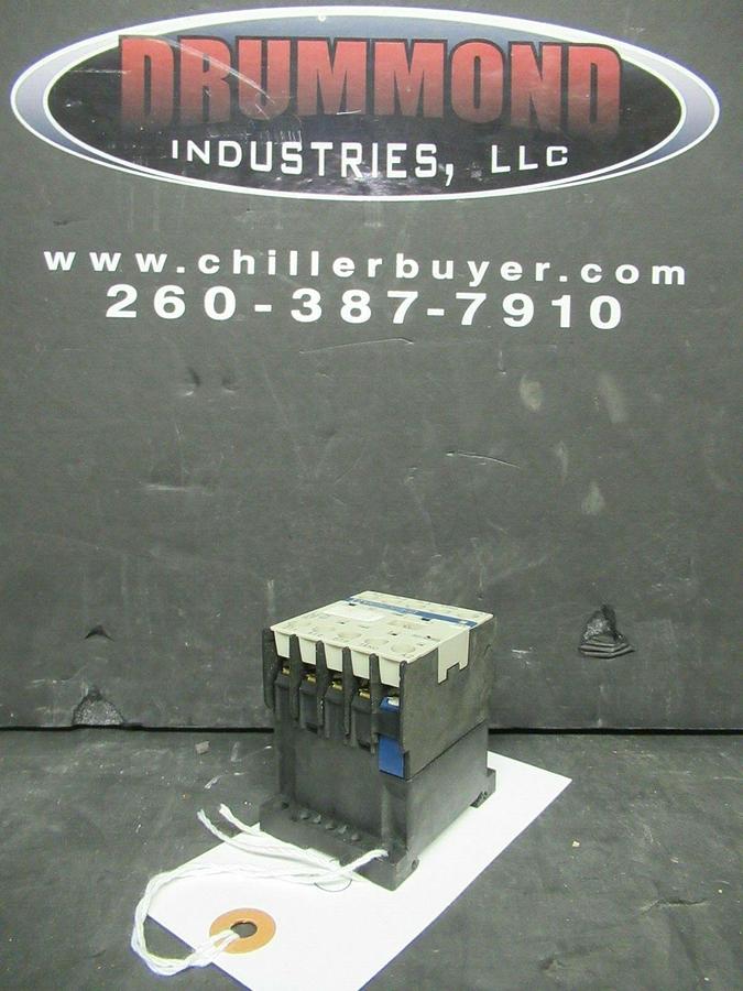 Used TELEMECANIQUE CONTACTOR LC1K0610B7 600 VAC 15 AMP 3 HP COIL: 120 VAC