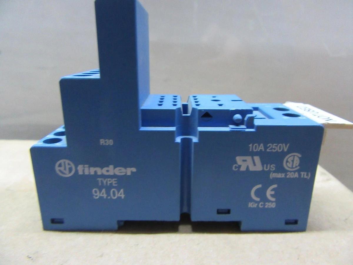 Used LOT OF 2 FINDER RELAY BASE 94.04 10 AMP 250 VOLT **WARRANTY INCLUDED**