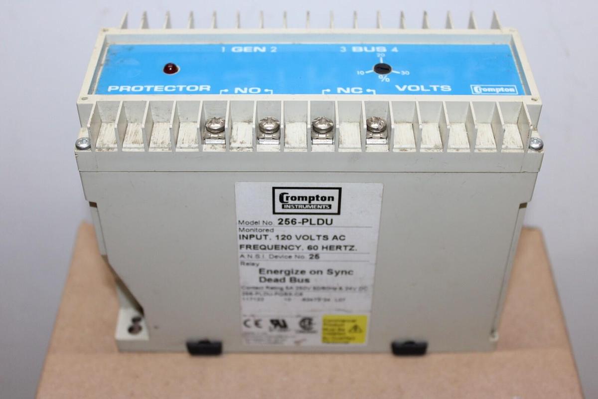 Used CROMPTON INSTRUMENTS TRANSDUCER PTOTECTOR RELAY 256-PLDU-PQBX-C6 120 VAC