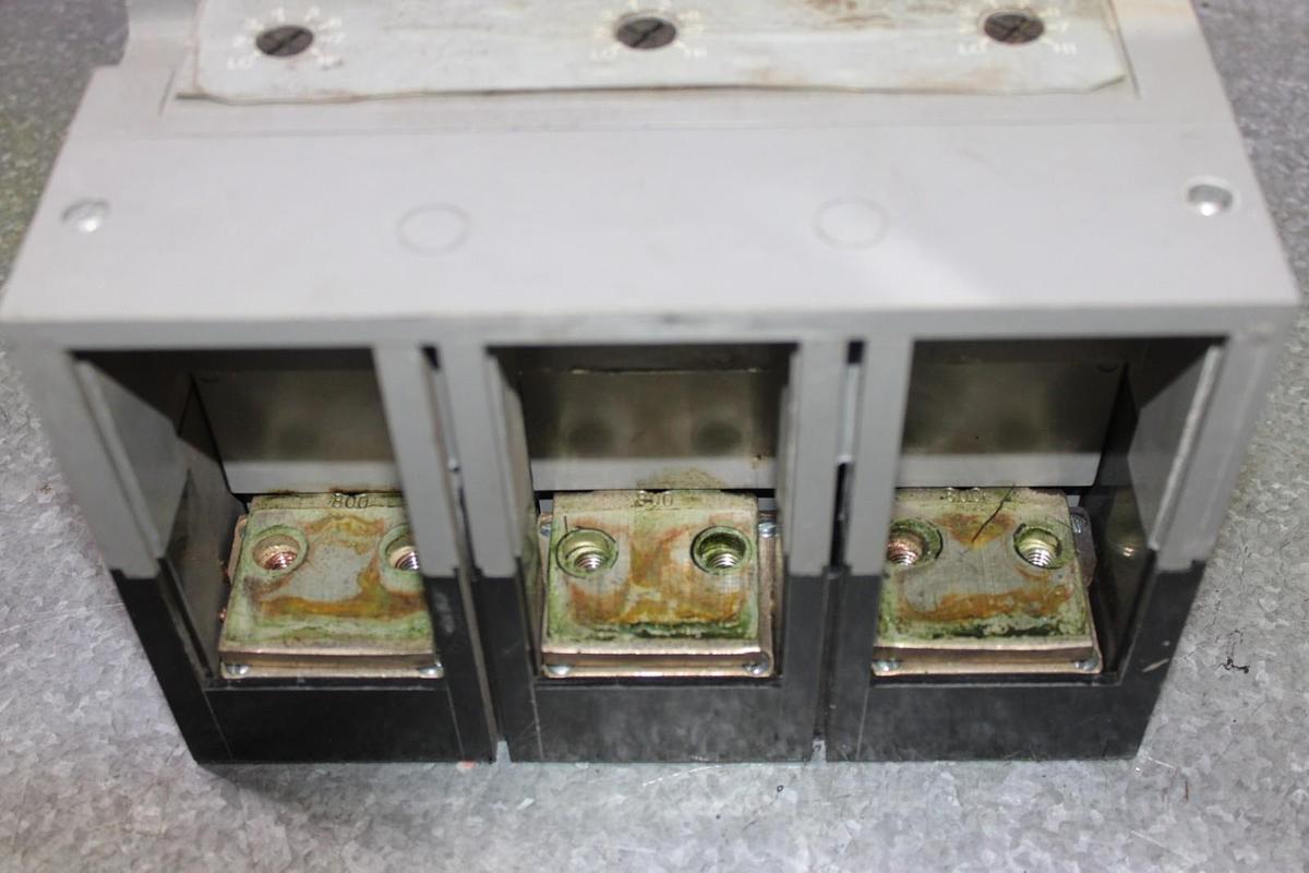 Used SIEMENS SENTRON CIRCUIT BREAKER MD63F800 800 AMP 600 VAC 3-POLE **WARRANTY**