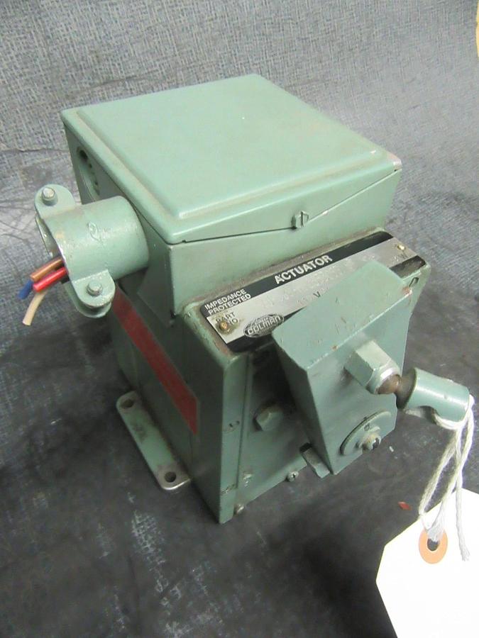 Used BARBER COLMAN ACTUATOR XU-339-HF26BB055 115 VAC 1-PHASE 0.5 AMP 28 W