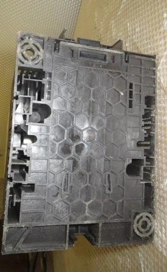 Used SIEMENS SIRIUS CONTACTOR -215 AMP 3 PHASE 127V COIL MODEL 3RT1056-6