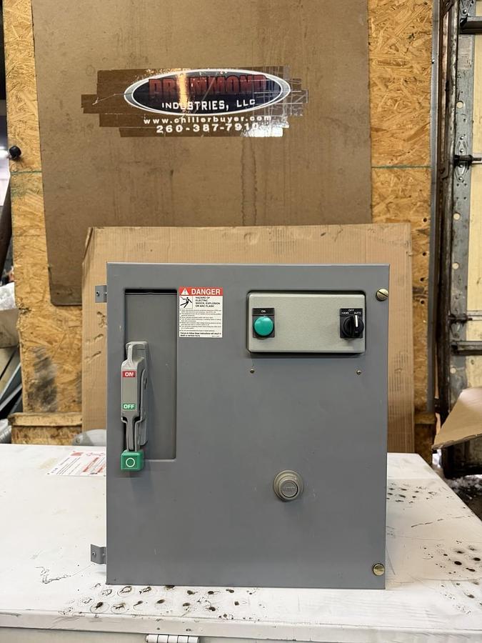 Used SQUARE D MODEL 6 MCC MOTOR CONTROL BUCKET 18" HU100-3MC6B NEMA 3 480 VOLT