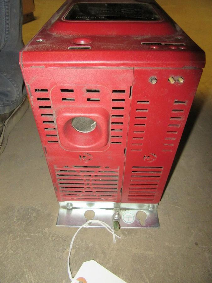 Used CONTROL CONCEPTS SCR POWER CONTROLLER FUSION-ZC-1-8000 24-600 VAC 320A 1-PHASE