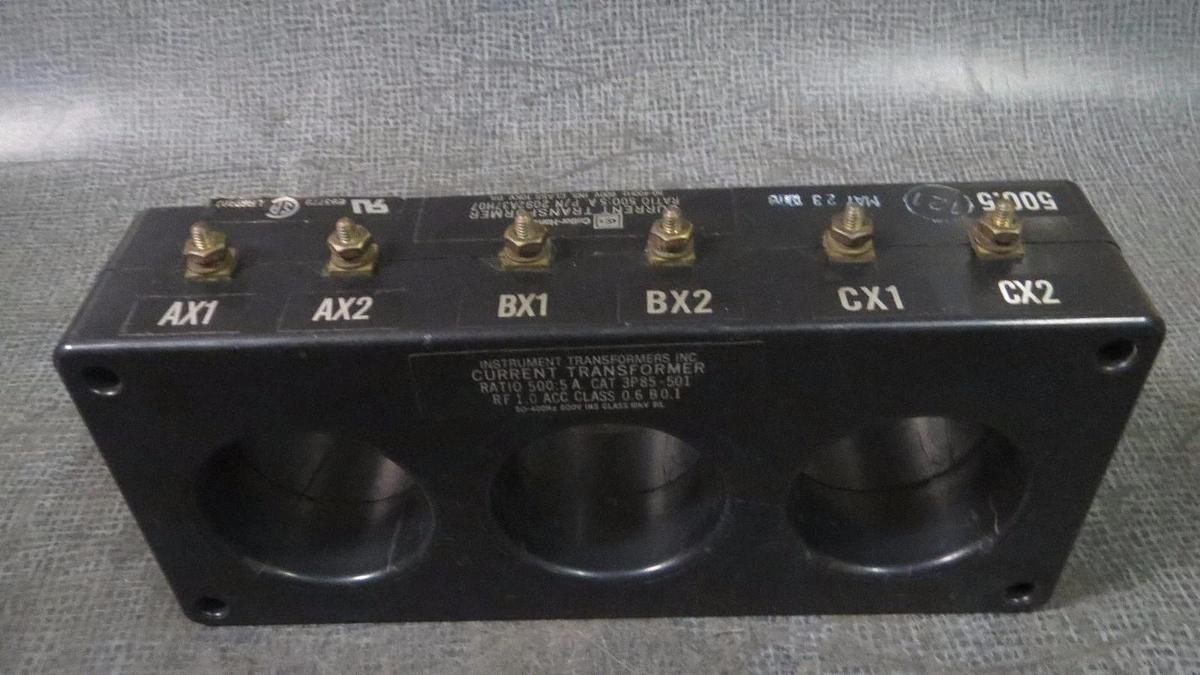 Used CUTLER HAMMER CURRENT TRANSFORMER 500:5A / 50-400 Hz # 2092A37H07 # 3P85-501