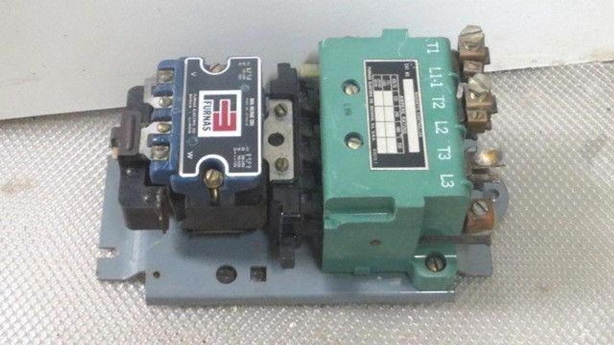 Used FURNAS STARTER SIZE 4 120 AMP 600V W/ DUAL VOLTAGE 120/240 VAC #42HB32AAD8X111