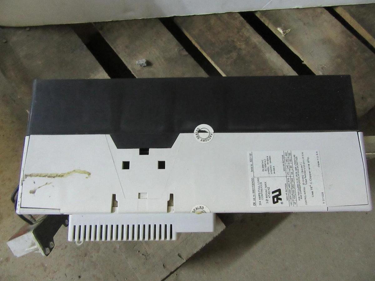 Used 304 AMP CONTINUOUS CUTLER HAMMER INSIDE THE DELTA - SOFT STARTER T801T30N3D