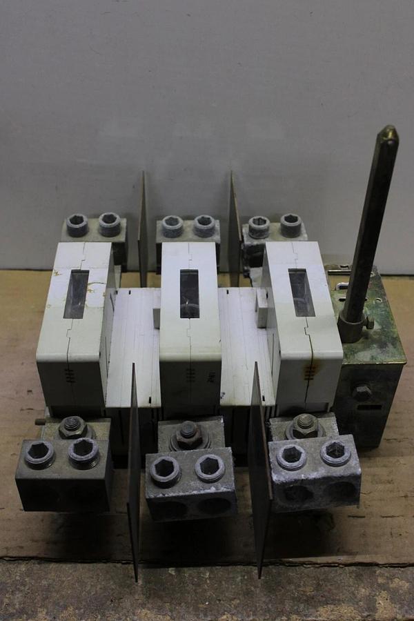 Used ABB SAFETY DISCONNECT SWITCH OETL-NF600A 600 VOLT 3-PHASE 500 HP 800 AMP