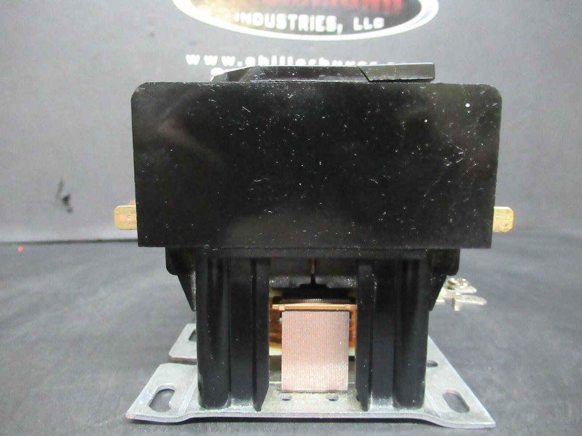 Used SUPCO CONTACTOR DP601203 600 VAC 30 HP 60 AMP COIL: 120 VAC