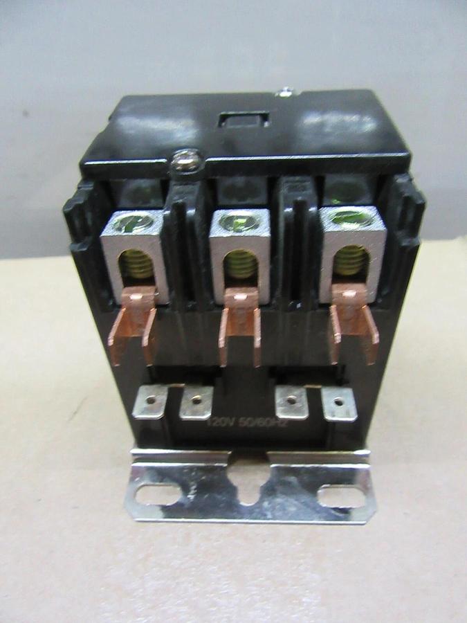 Used JARD CONTACTOR 17436 600 VAC 40 AMP 3-POLE 3-PHASE COIL: 120 VAC