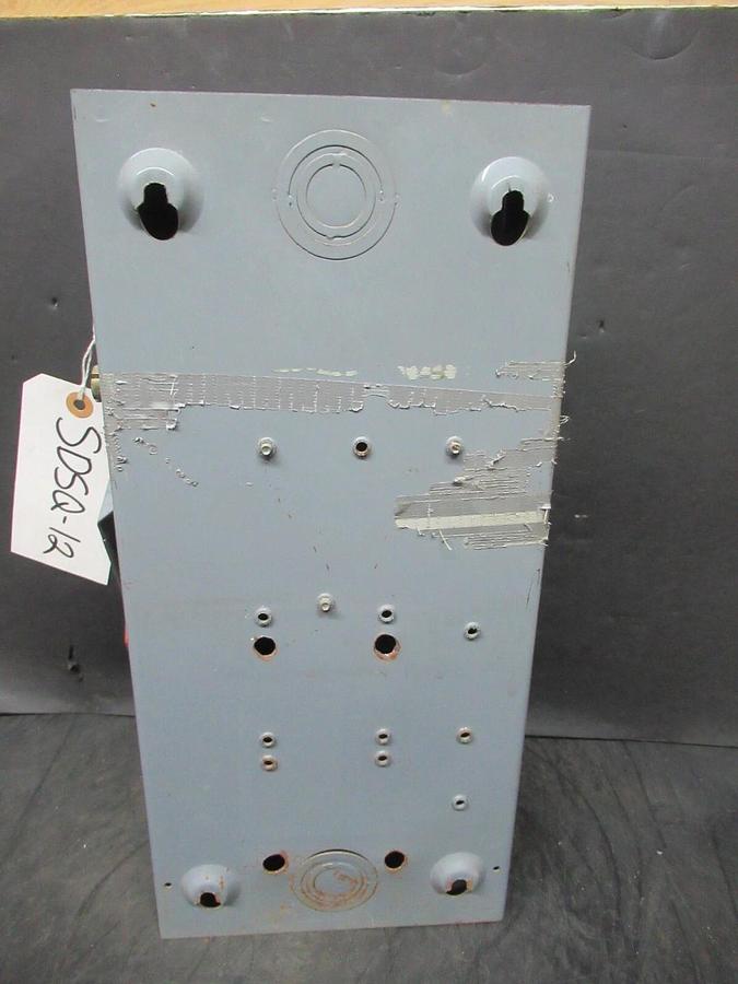Used SQUARE D SAFETY SWITCH H-363 TYPE 1 ENCLOSURE 60 AMP 60 HP 600 VAC 3-POLE